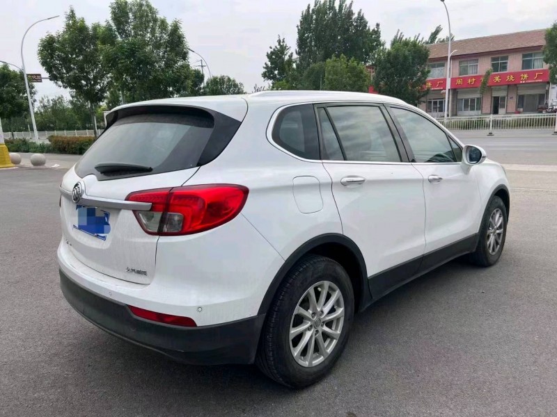 青岛16年别克昂科威9