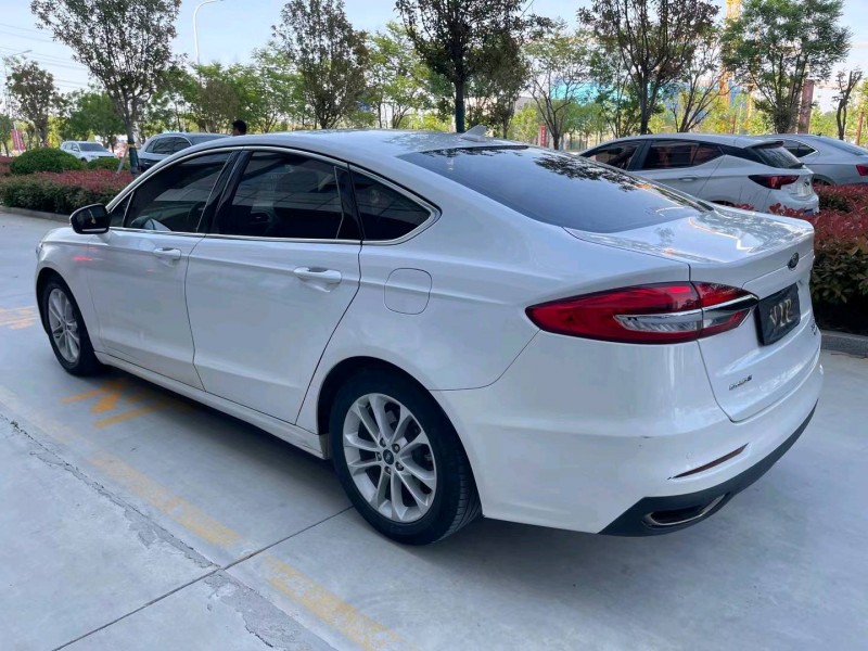 青岛19年福特蒙迪欧5