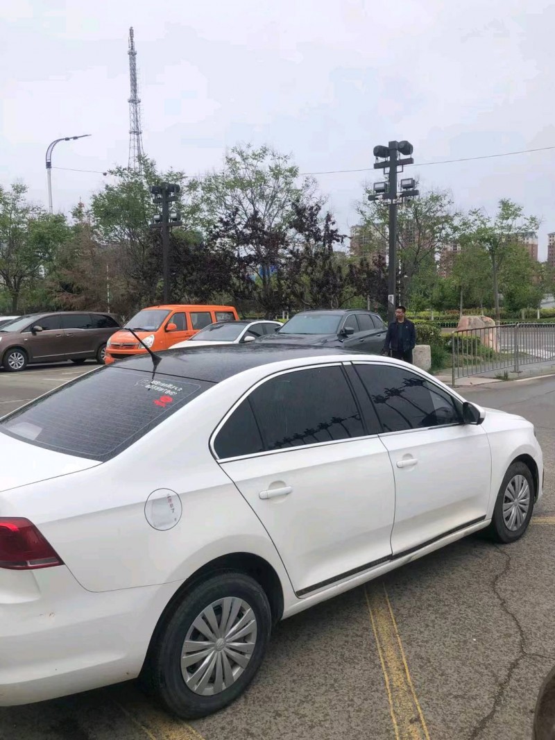 菏泽17年大众桑塔纳7