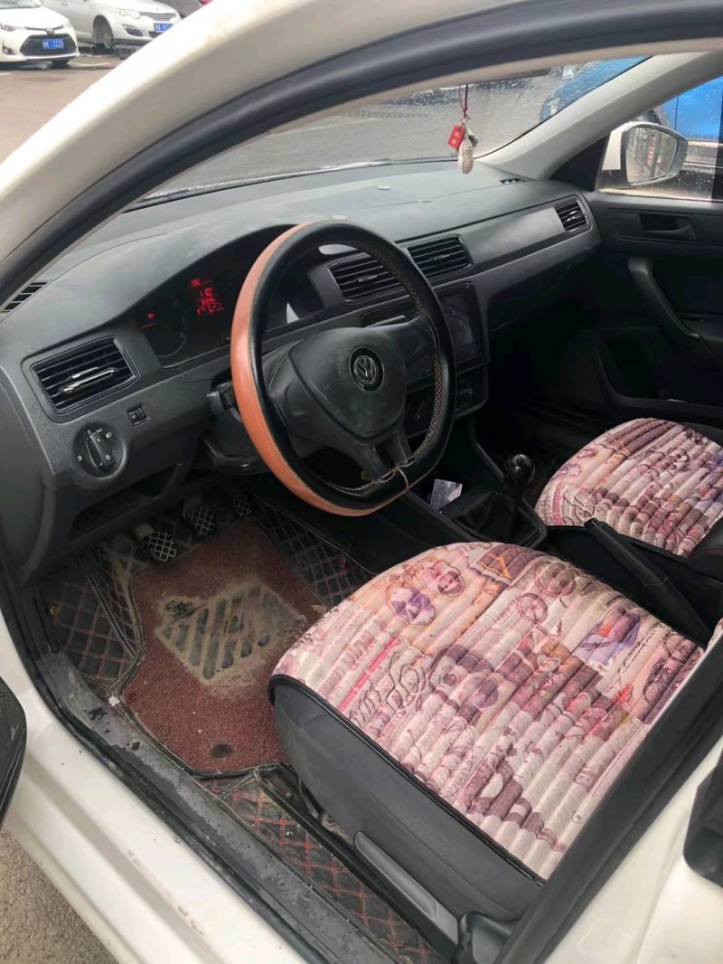 菏泽17年大众桑塔纳8