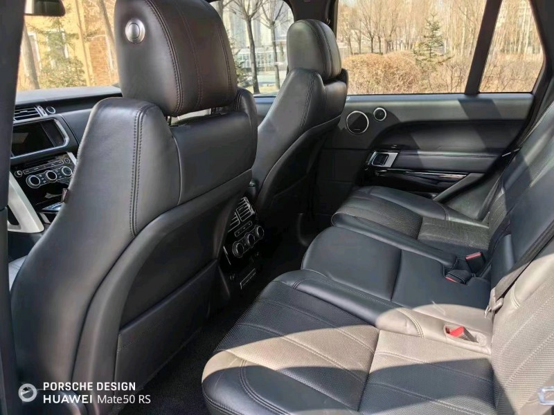 青岛14年路虎揽胜行政4