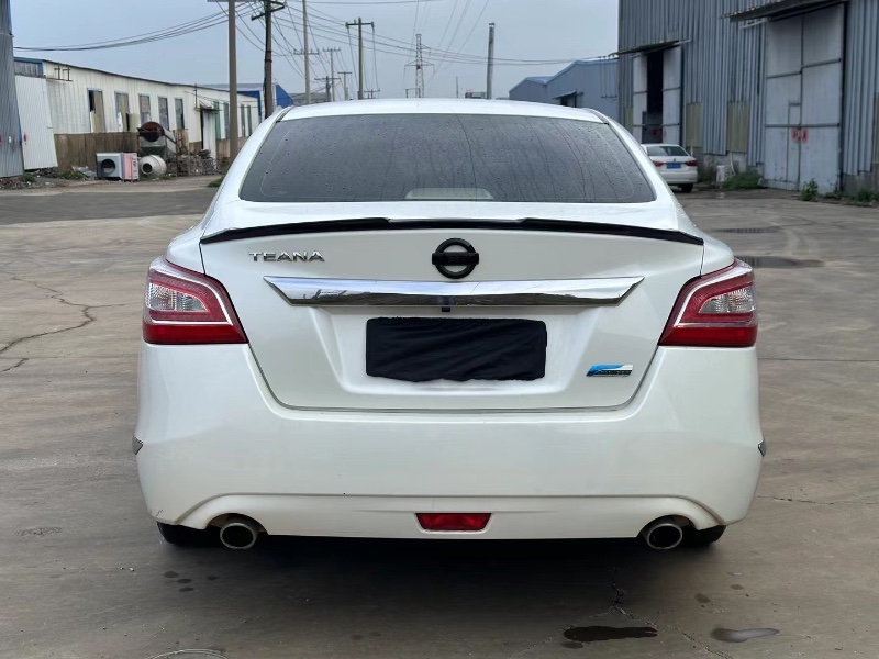 徐州15年日产天籁6