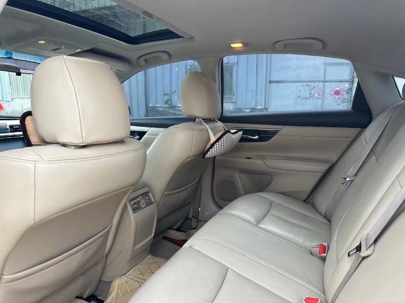 徐州15年日产天籁8