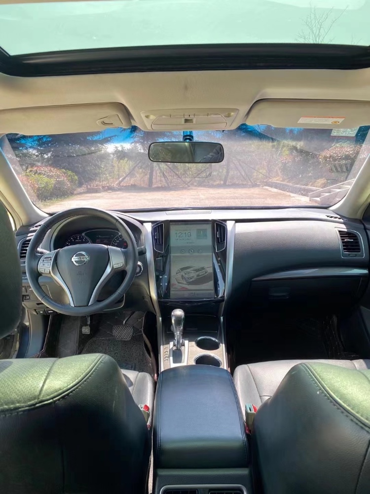 青岛14年日产天籁8