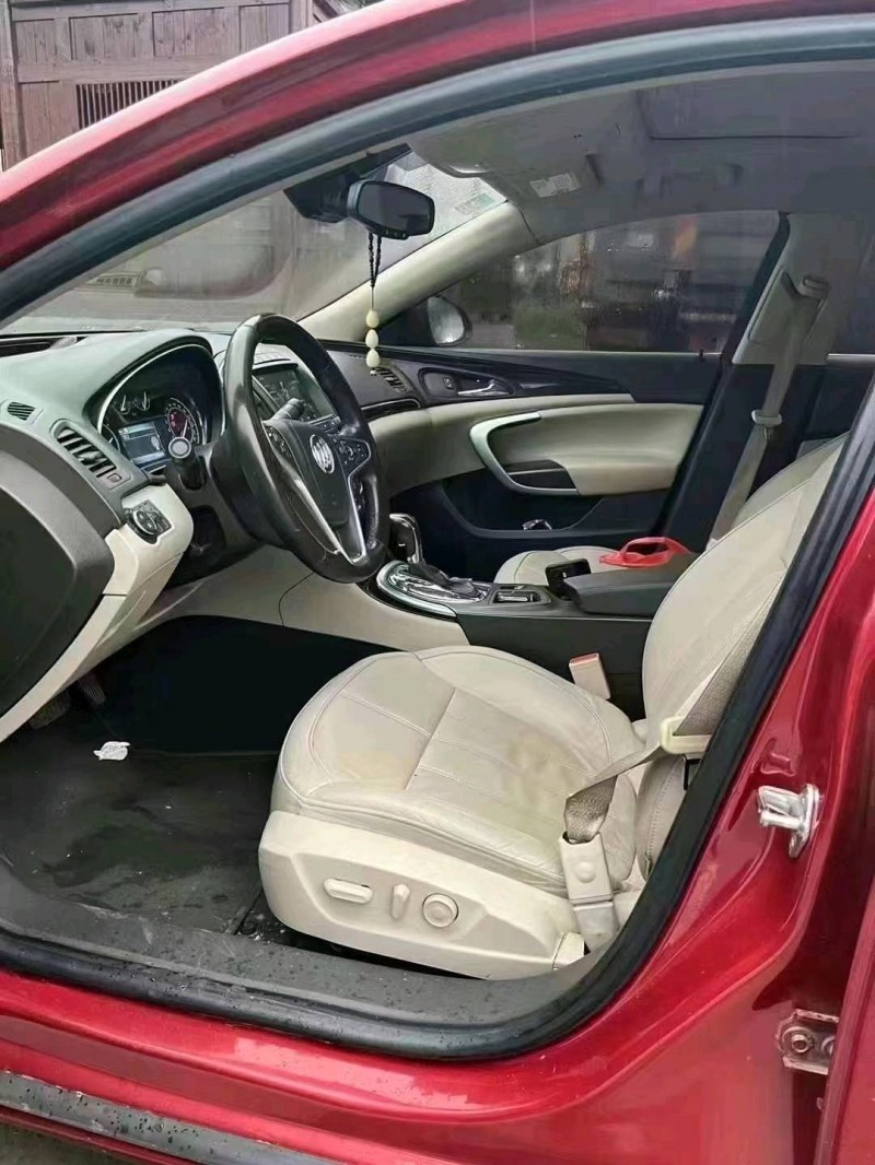 重庆14年别克君威4