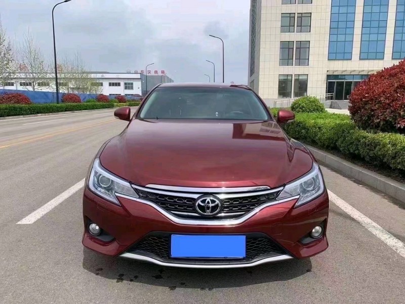 济南15年丰田锐志1