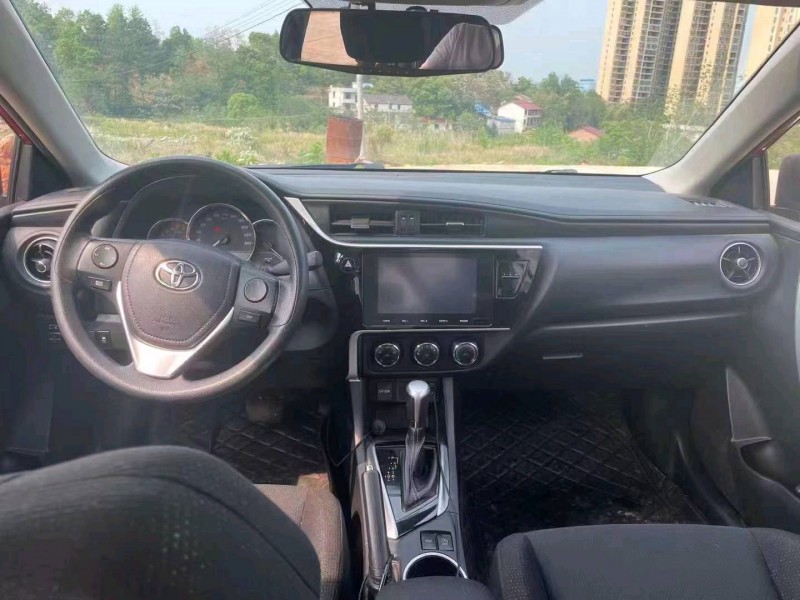 济南19年丰田雷凌4