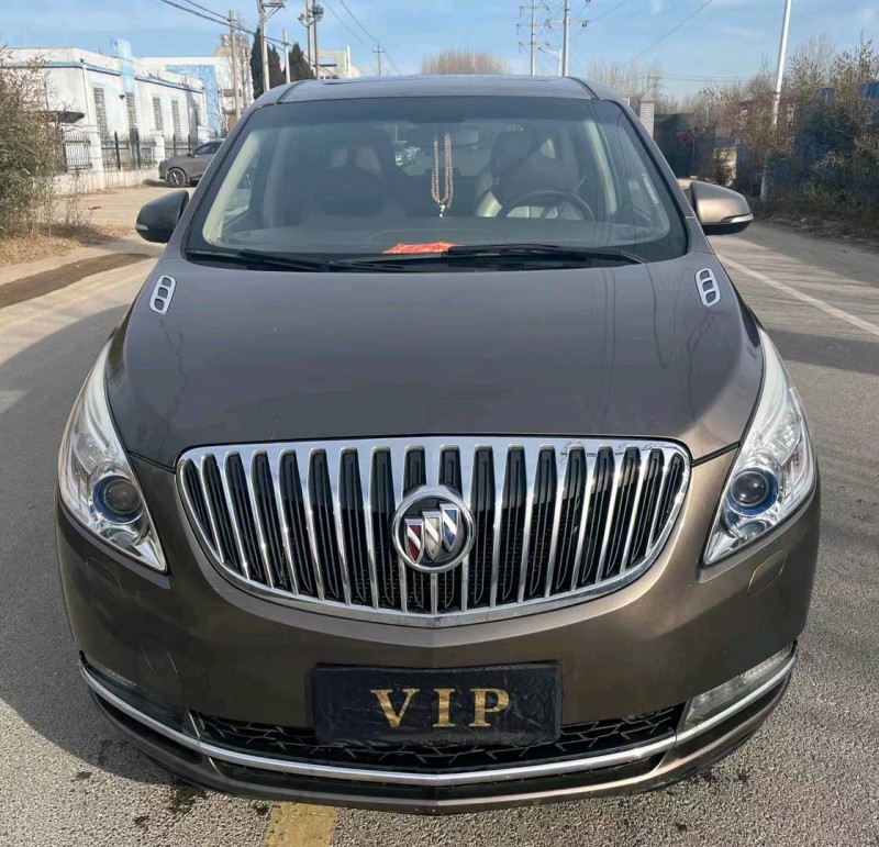 青岛16年别克GL81