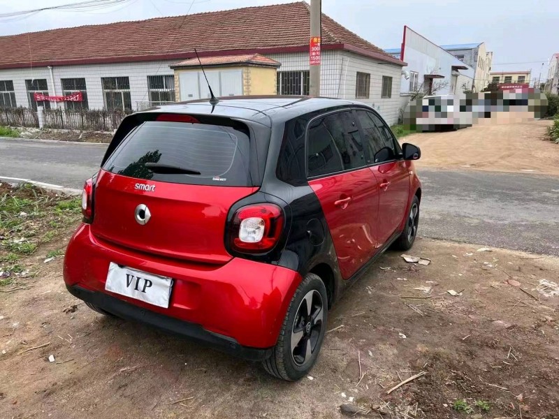 青岛18年奔驰smart7