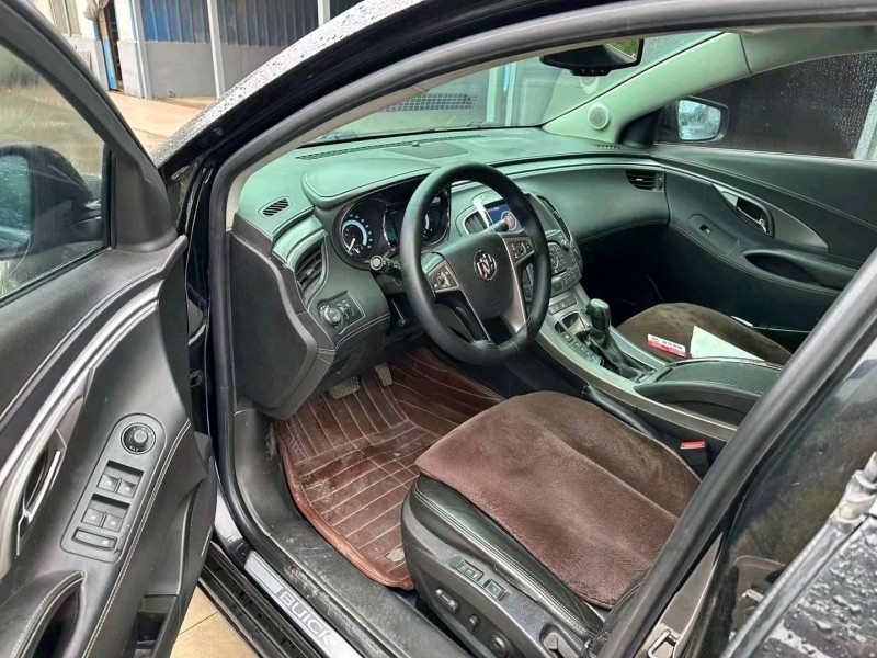 淄博12年别克君越7