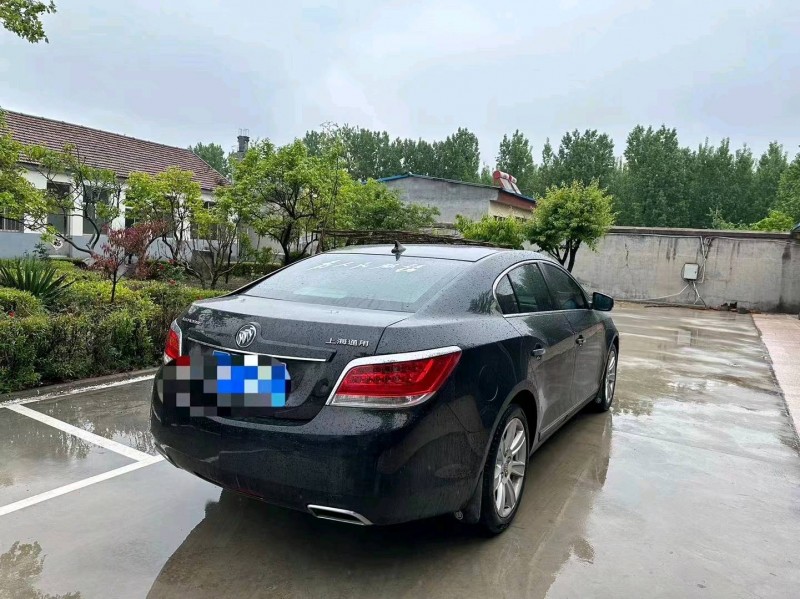 淄博12年别克君越6