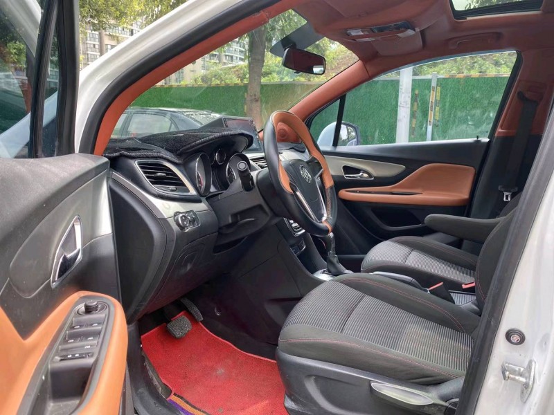 成都15年别克昂科拉4