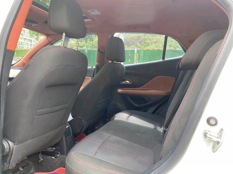 成都15年别克昂科拉6