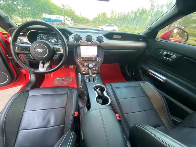 济宁19年福特野马5