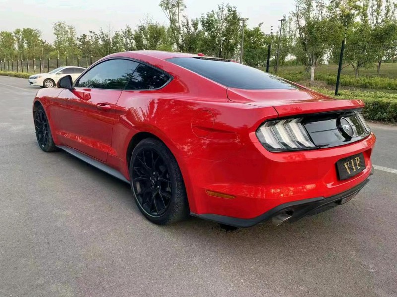 济宁19年福特野马7