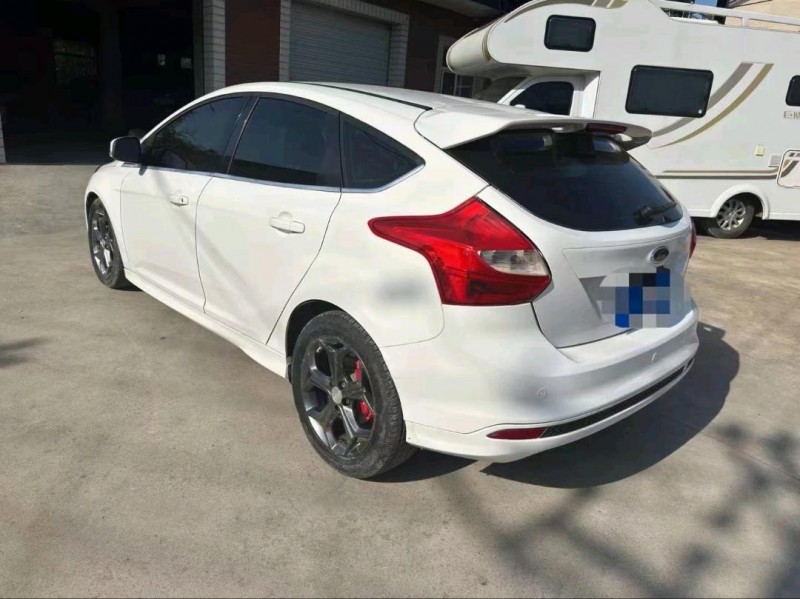 枣庄14年福特福克斯8