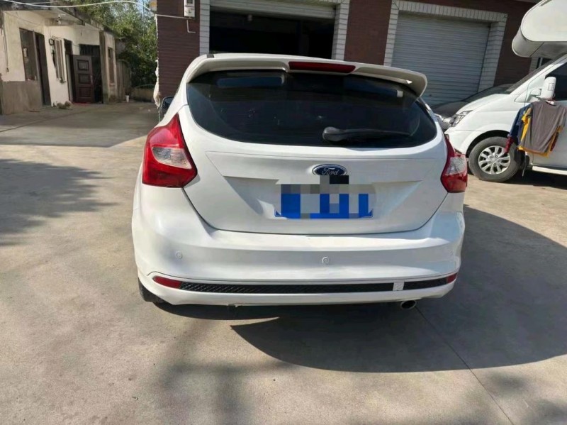 枣庄14年福特福克斯9