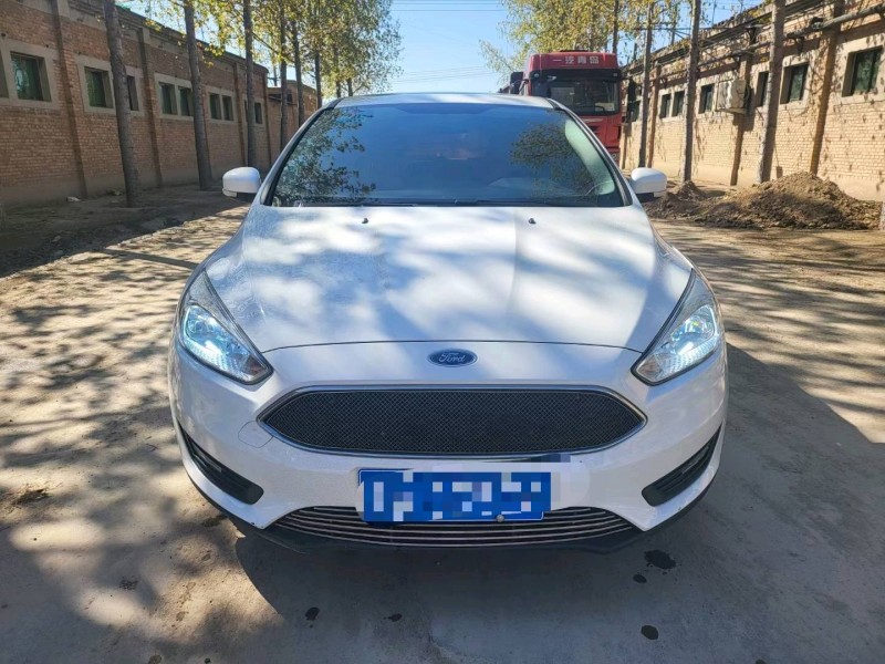 保定17年福特福克斯1