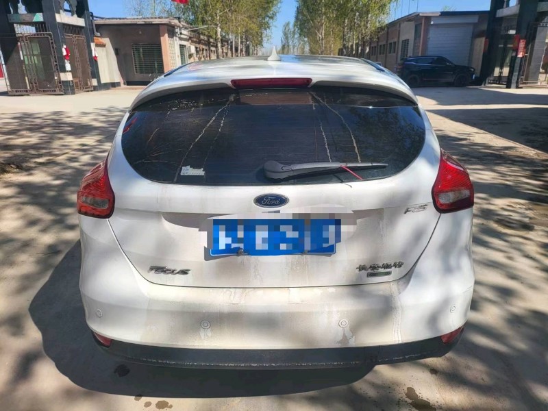 保定17年福特福克斯9