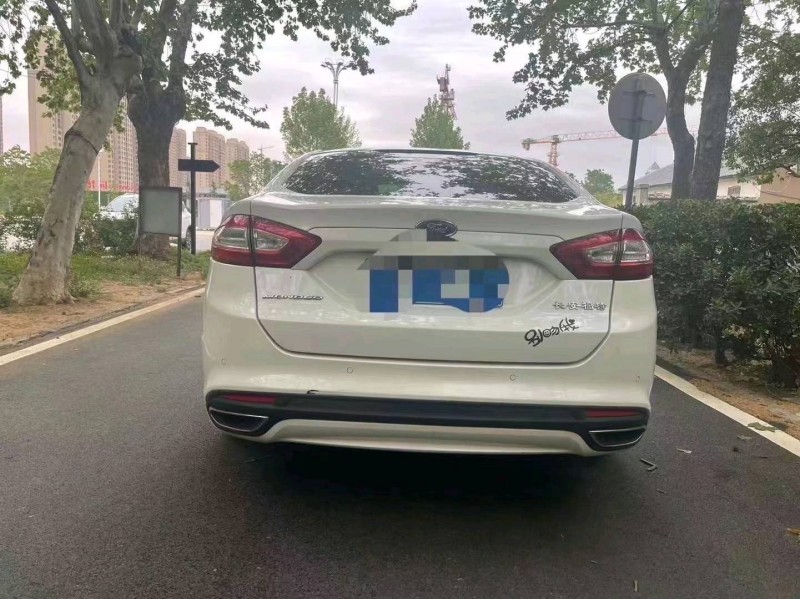 济宁15年福特蒙迪欧9