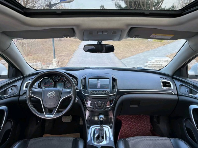 邢台15年别克君威8