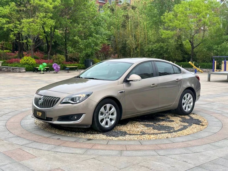 青岛15年别克君威1