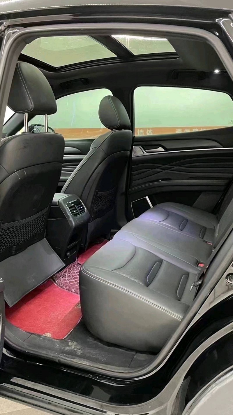 成都19年东风风光6