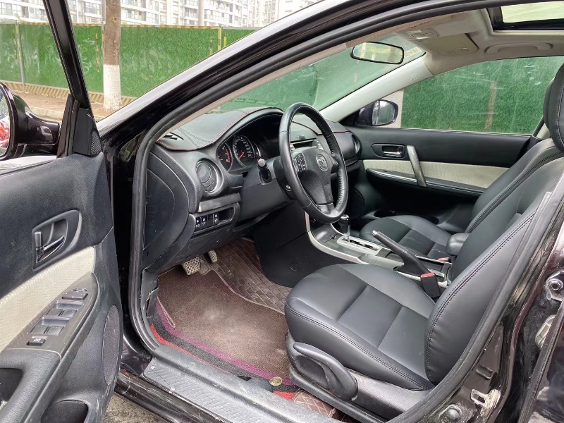 成都13年马自达64