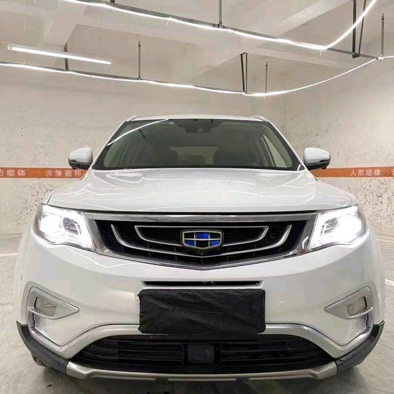 成都17年吉利博越1