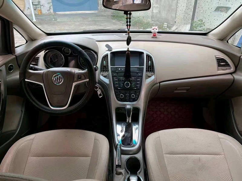 嘉兴14年别克英朗GT4