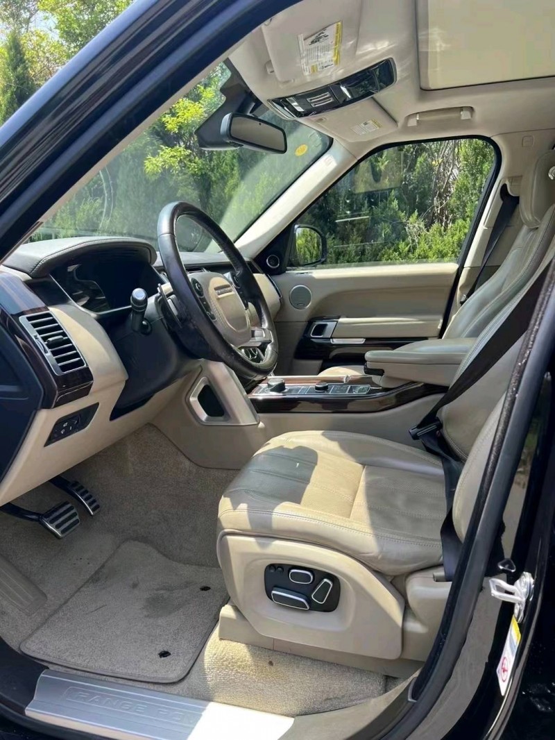 青岛15年路虎揽胜行政4