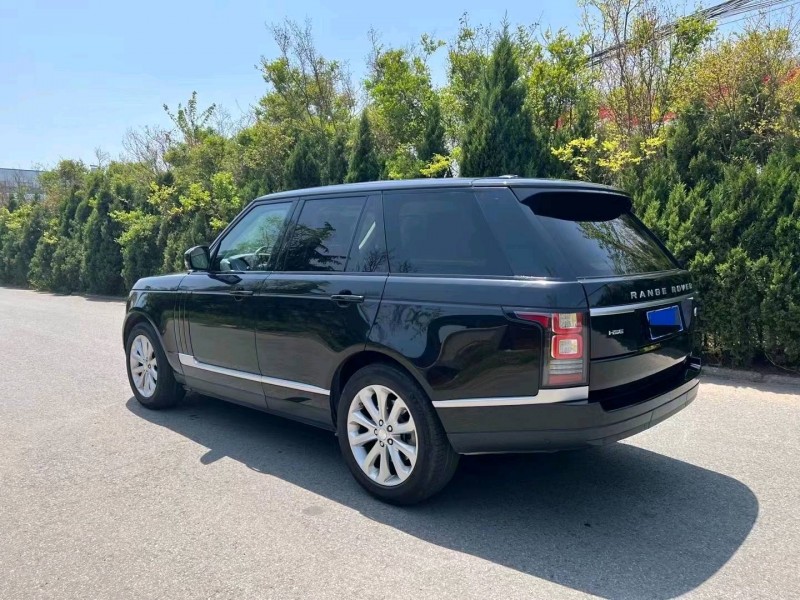 青岛15年路虎揽胜行政8