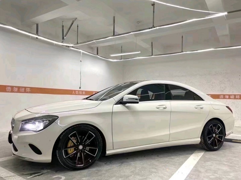 成都17年奔驰CLA2