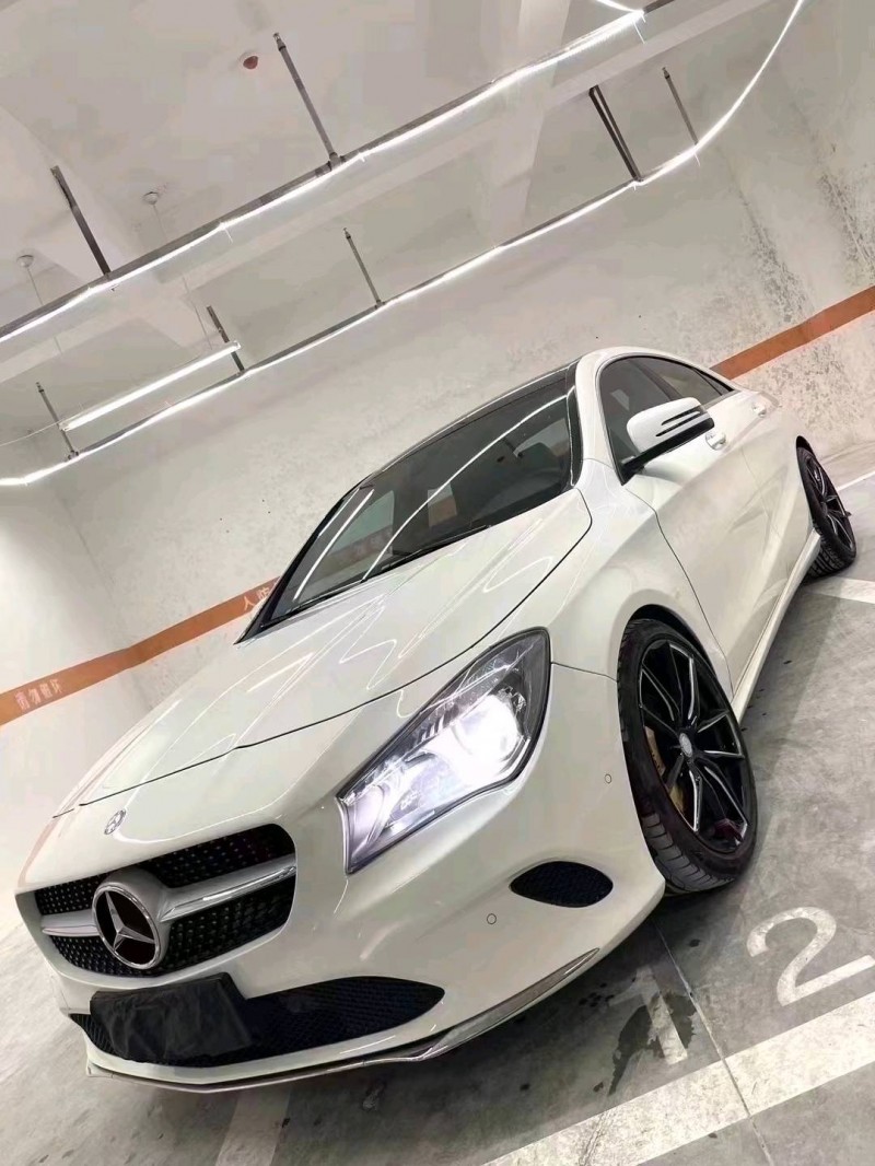 成都17年奔驰CLA3