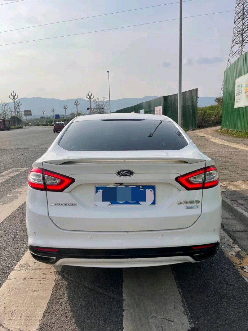 重庆14年福特蒙迪欧9