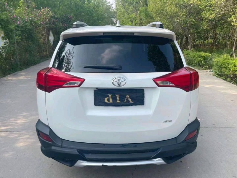 青岛16年丰田RAV45