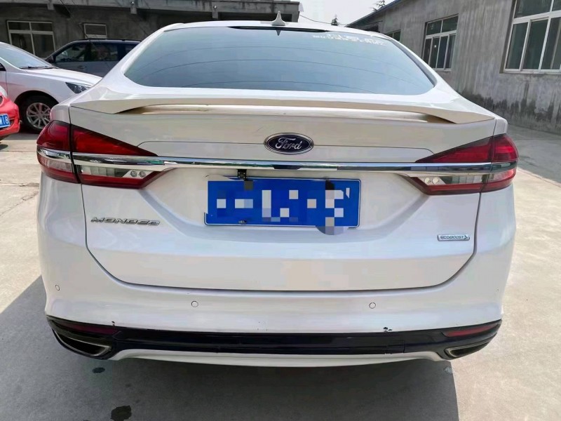 青岛17年福特蒙迪欧9