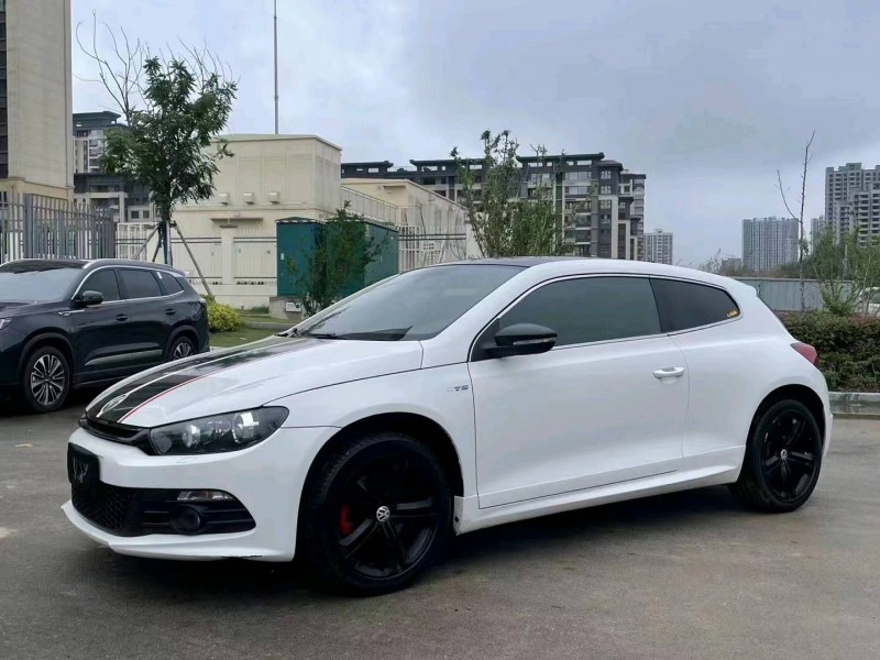 济南14年大众尚酷7