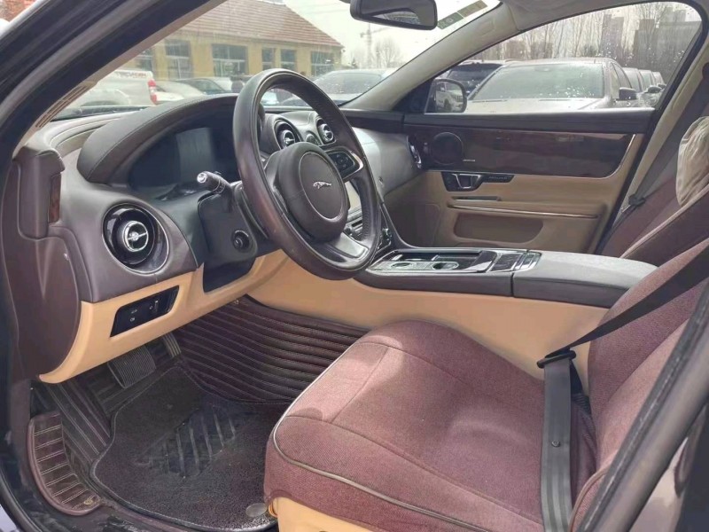 青岛14年捷豹XJ4