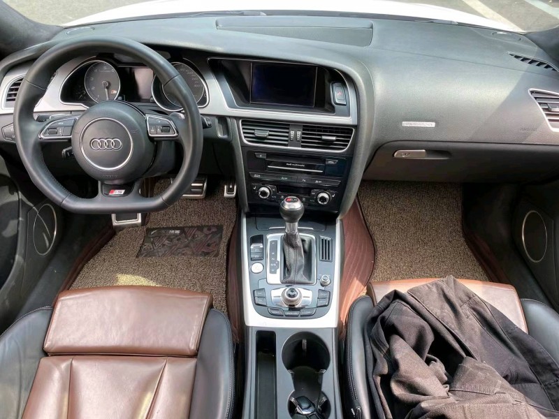 成都15年别克昂科拉7