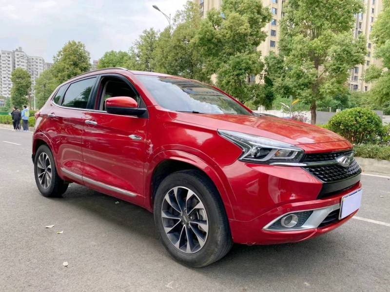 成都17年奇瑞瑞虎72