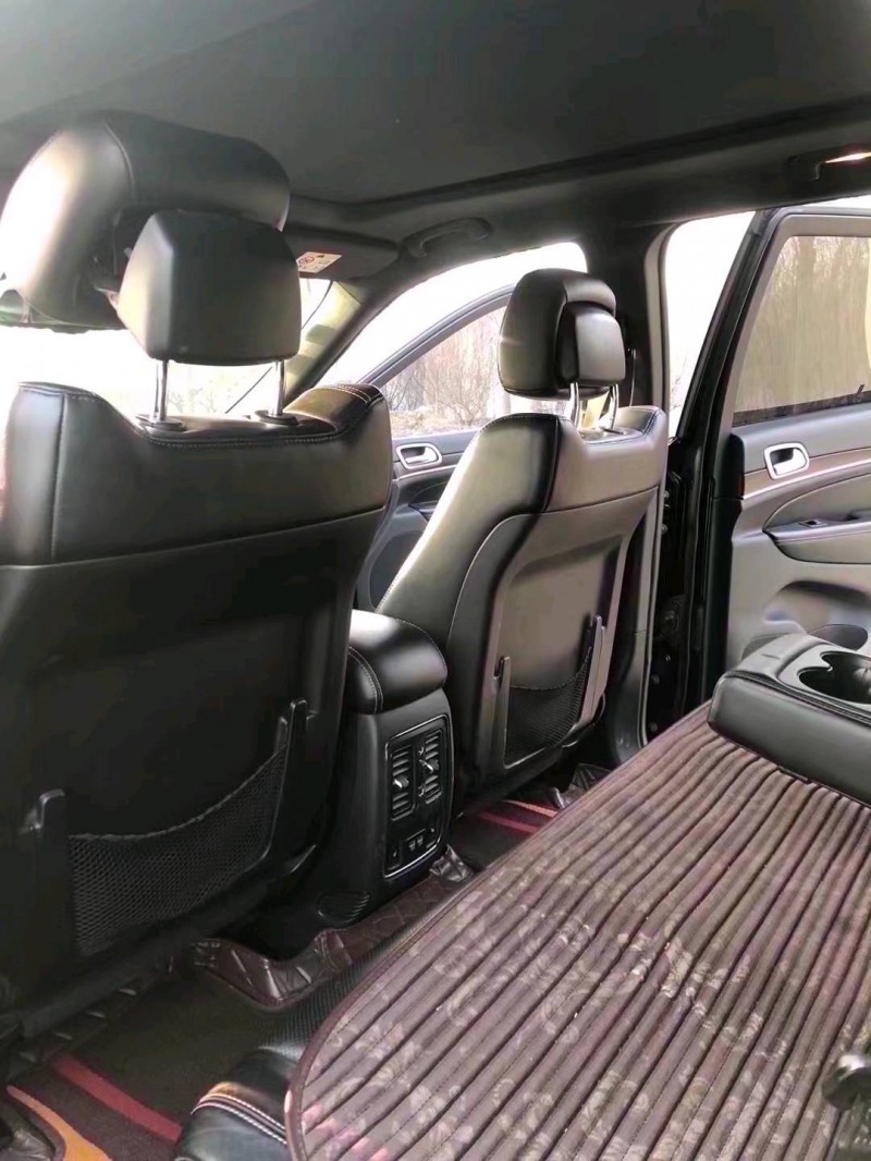 枣庄14年Jeep大切诺基8