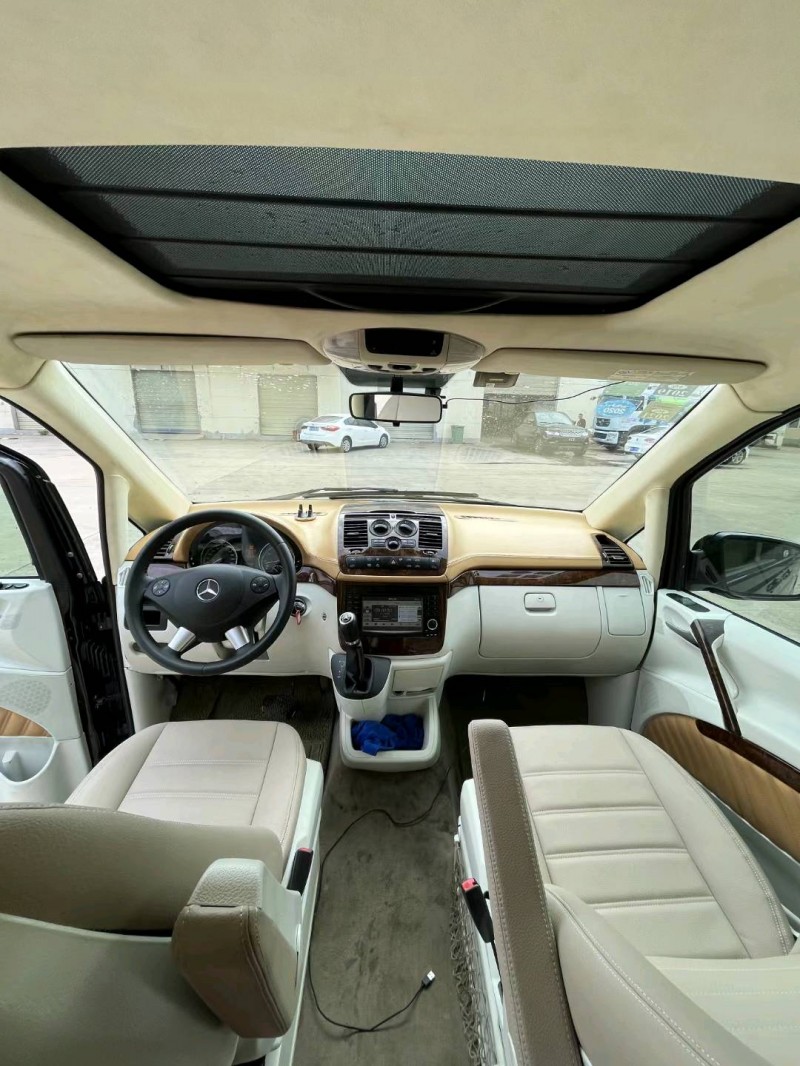 宿迁13年奔驰唯雅诺4