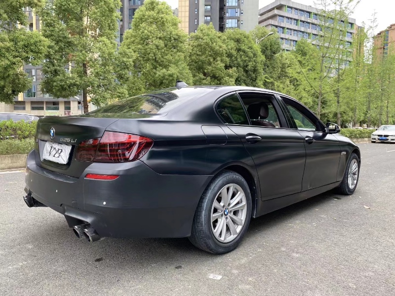 成都13年宝马5系8