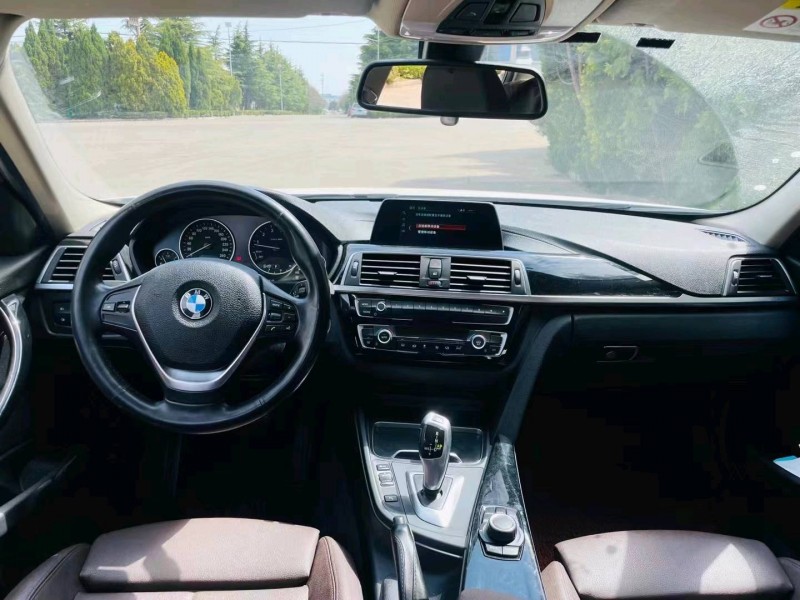 济南18年宝马3系6