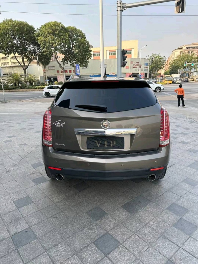东莞14年凯迪拉克SRX9