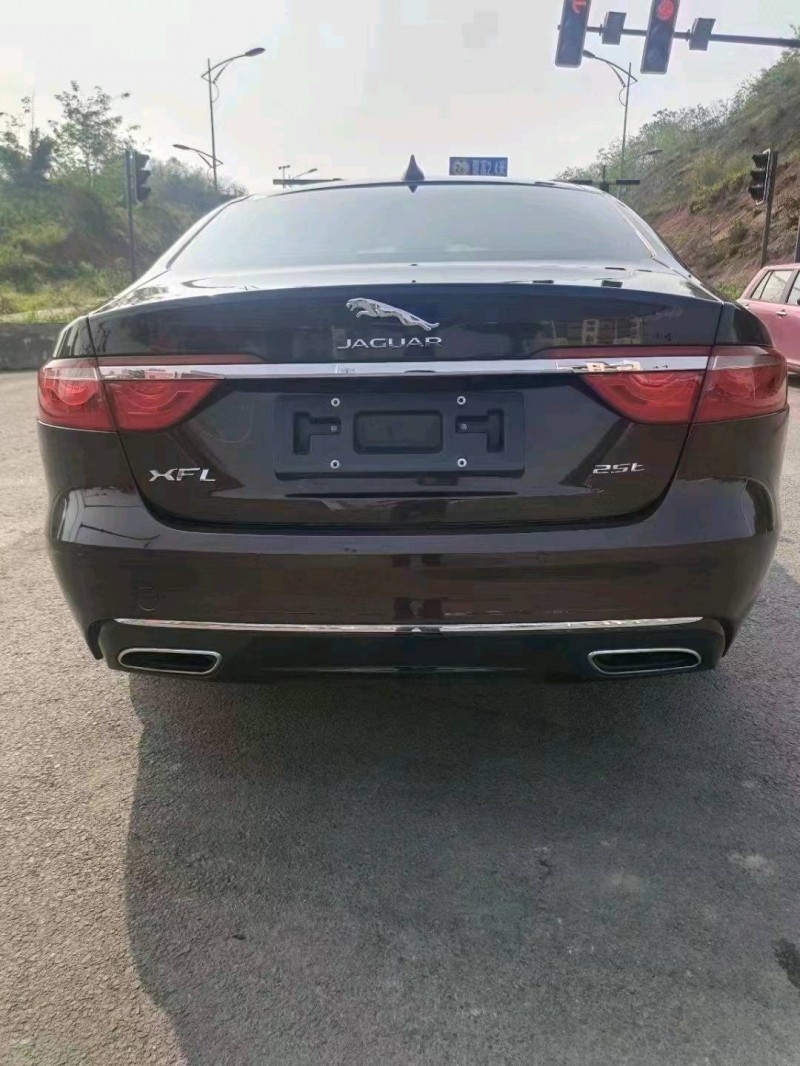 成都17年捷豹XFL5