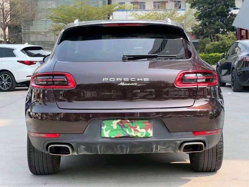 广州16年保时捷Macan4