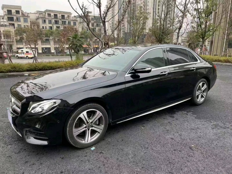 重庆18年奔驰E3