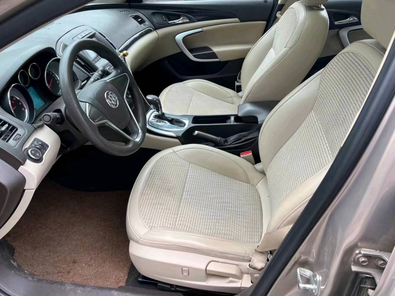 青岛16年别克君威5